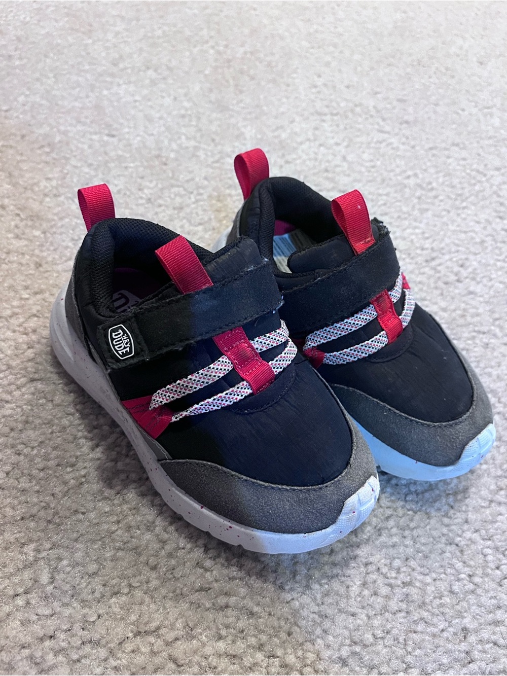 Kids Slip-On Athletic Shoes in Black & red hey dude shoes size 9 C toddler